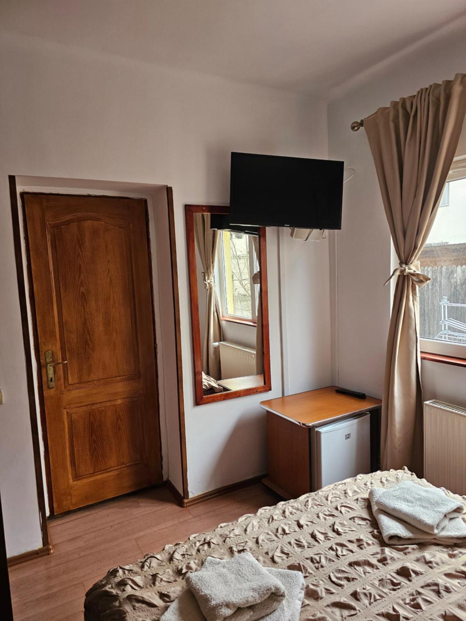 Villa Foisor Buşteni Exteriör bild